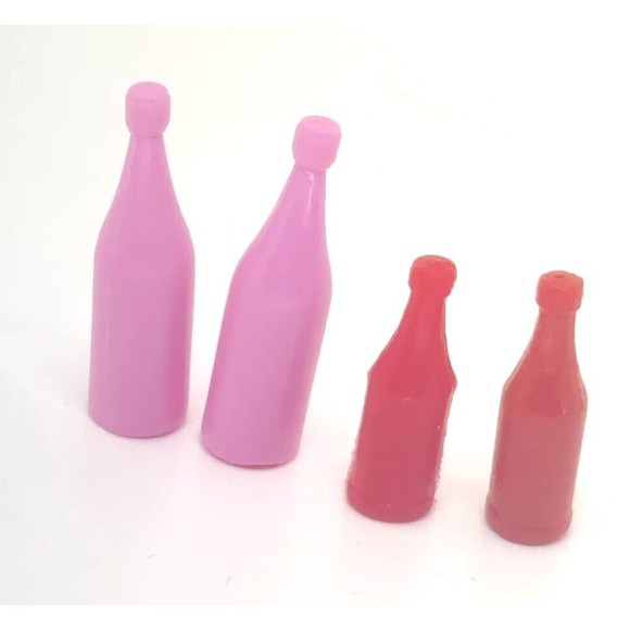 Vintage Barbie 1980s Doll Kitchen Accessories Bottle Drinks Soda Juice Pink Red - Picture 1 of 3